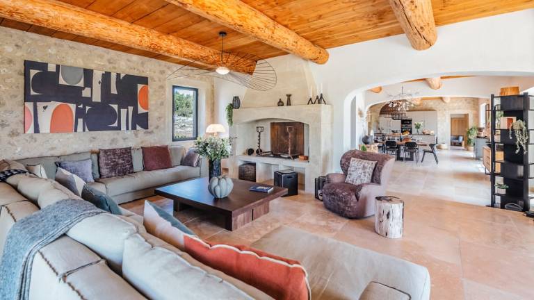 Family-friendly villa with garden, private pool & patio | Pet-friendly — photo 3