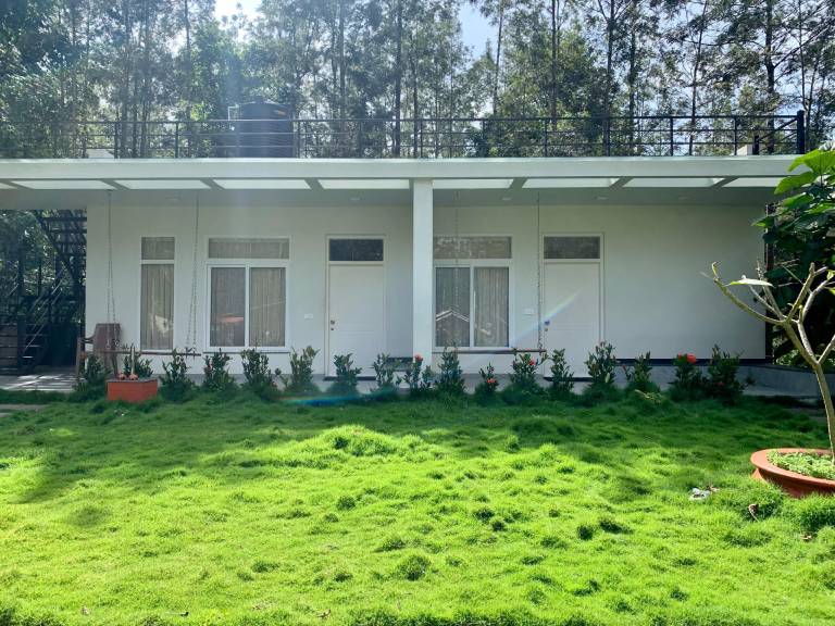 Big house with BBQ & garden | Good for workation | Pets are welcome in Chikkamagaluru