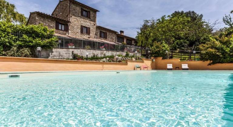 Vacation home with pool | Pets are welcome in Assisi