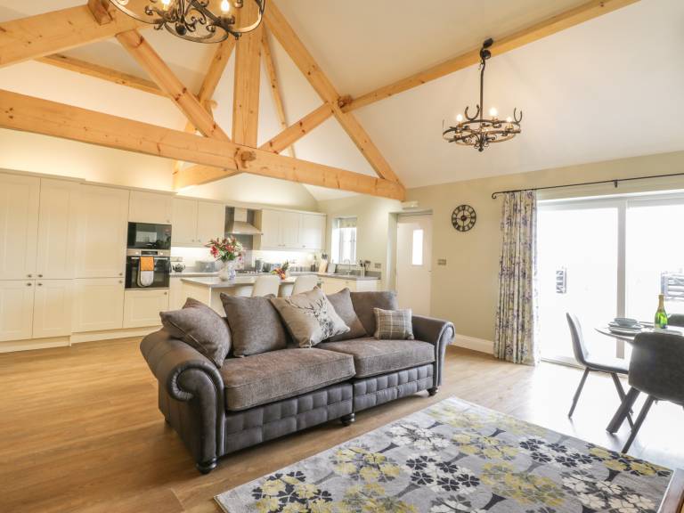 Cottage with garden | Beach view in Whitby