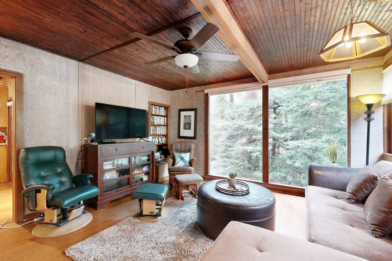 Cabin Boulder Creek