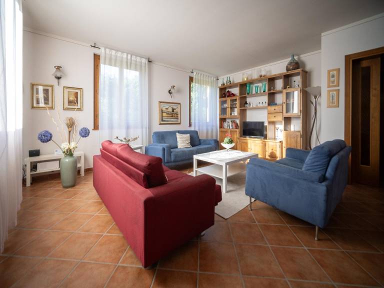 Big villa with terrace & pool | Pets allowed — photo 2