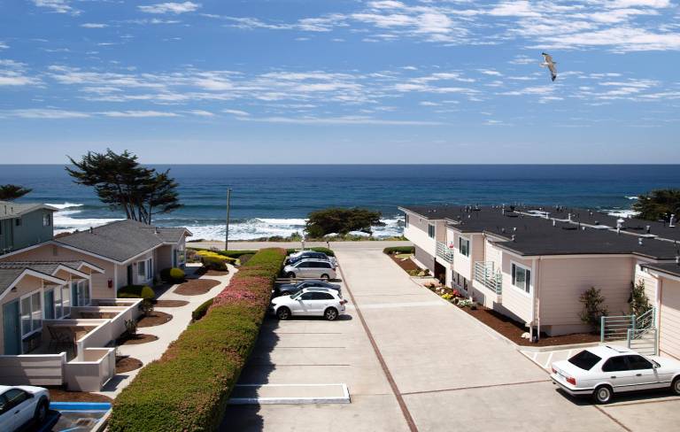 Cambria Landing Inn & Suites in Cambria, CA