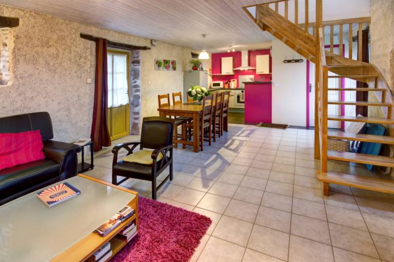 Gite with terrace, yard & BBQ | Pets allowed — photo 4