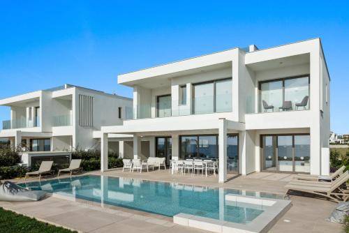 Villa Alethriko