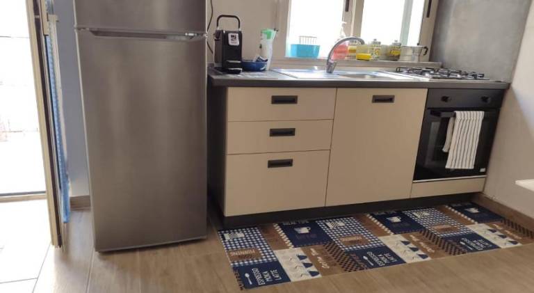 Apartment with 1 room for 4 persons — photo 2