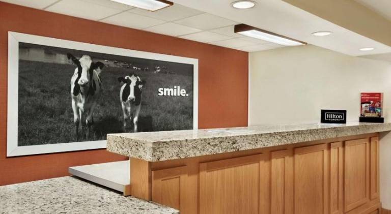 Hampton Inn Shawnee — photo 5