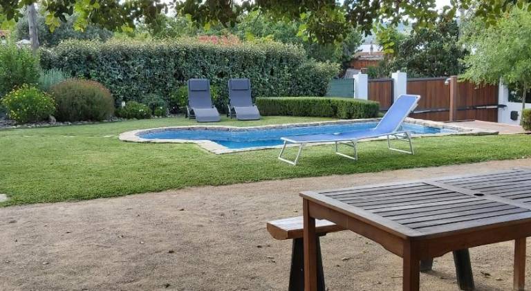 House with pool, patio & BBQ | Good for workation | Dogs allowed — photo 2