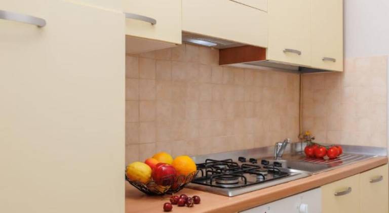 Apartment with 2 rooms for 4 persons — photo 2
