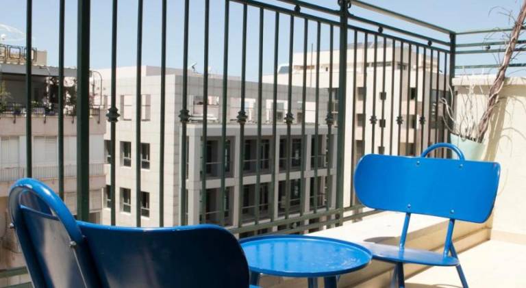 Two Bedrooms with Balcony Port & Beach TLV — photo 4