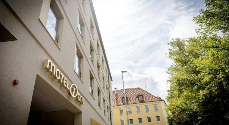 Motel One Wurzburg — photo 5