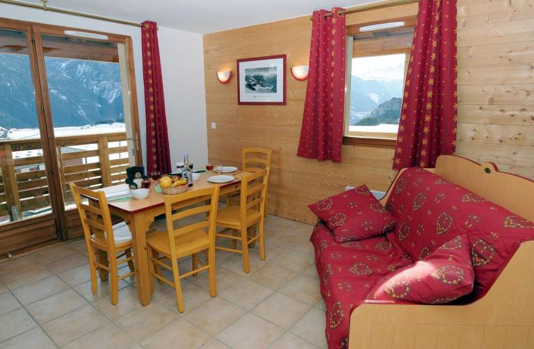 100m from resort center, fitness, swimming pool, sauna, terrace, balcony, parking, tv, ski locker — photo 2