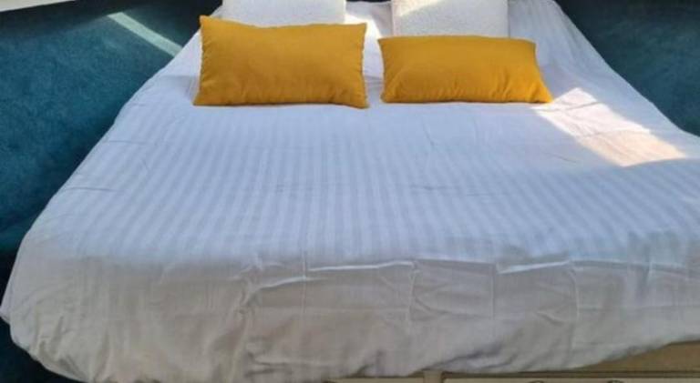 Boat with 1 room for 4 persons — photo 4