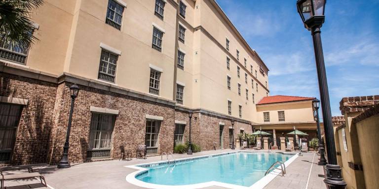 Hampton Inn & Suites Savannah Historic District in Savannah, GA
