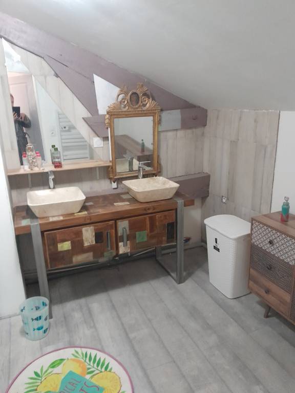 Holiday Home 'Maison Au Bord De L'eau' with Shared Terrace, Private Garden and Wi-Fi — photo 4
