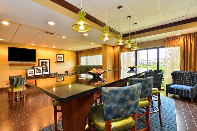 Hampton Inn by Hilton Petersburg Fort Lee — photo 2