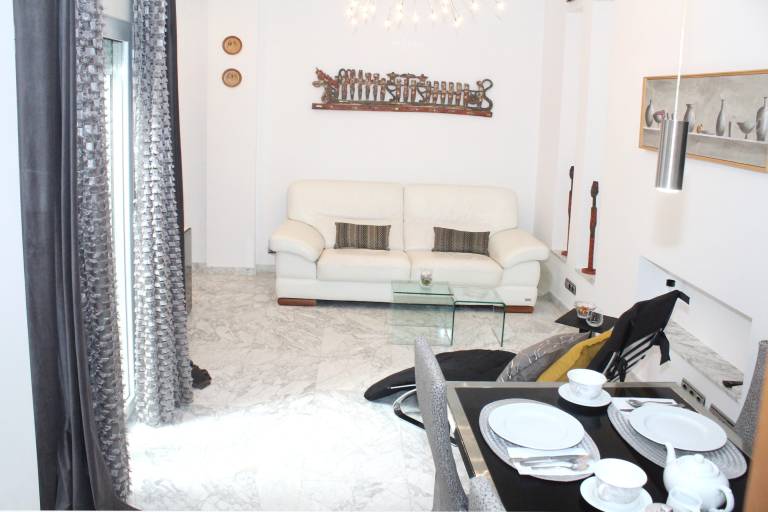 Rental apartment with fast internet | Near Puerta de la Macarena — photo 2