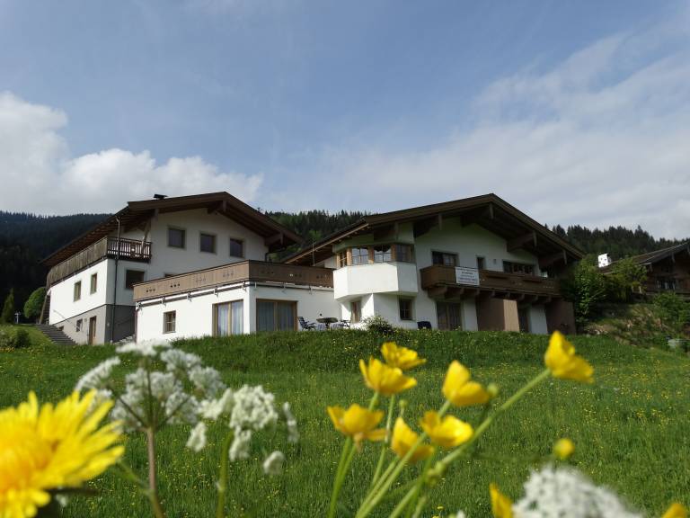 Ferienwohnung Hütten