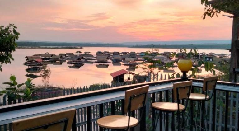 บ้านสวนริมน้ำวังใหญ่ ห้อง a1 วังสามหมอ อุดรธานี — photo 2
