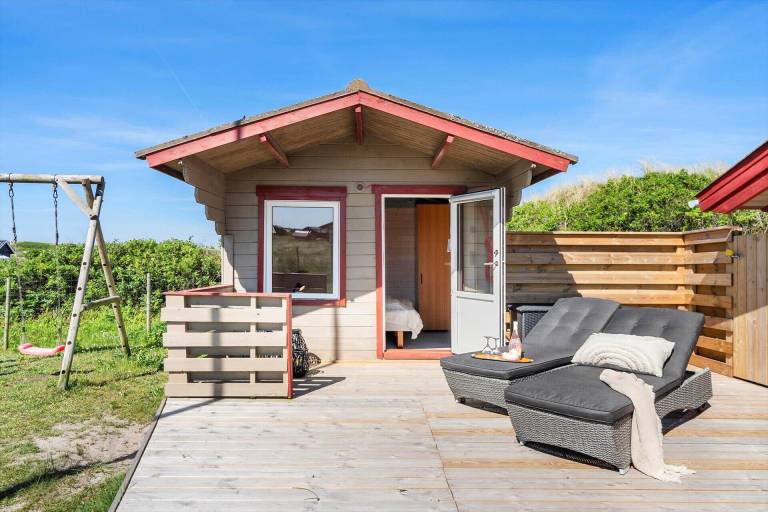 Nice vacation home with grill & terrace | Next to the beach | Pets allowed — photo 3