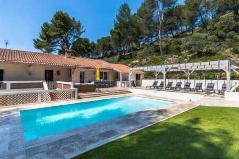 Maison de vacances Rognac