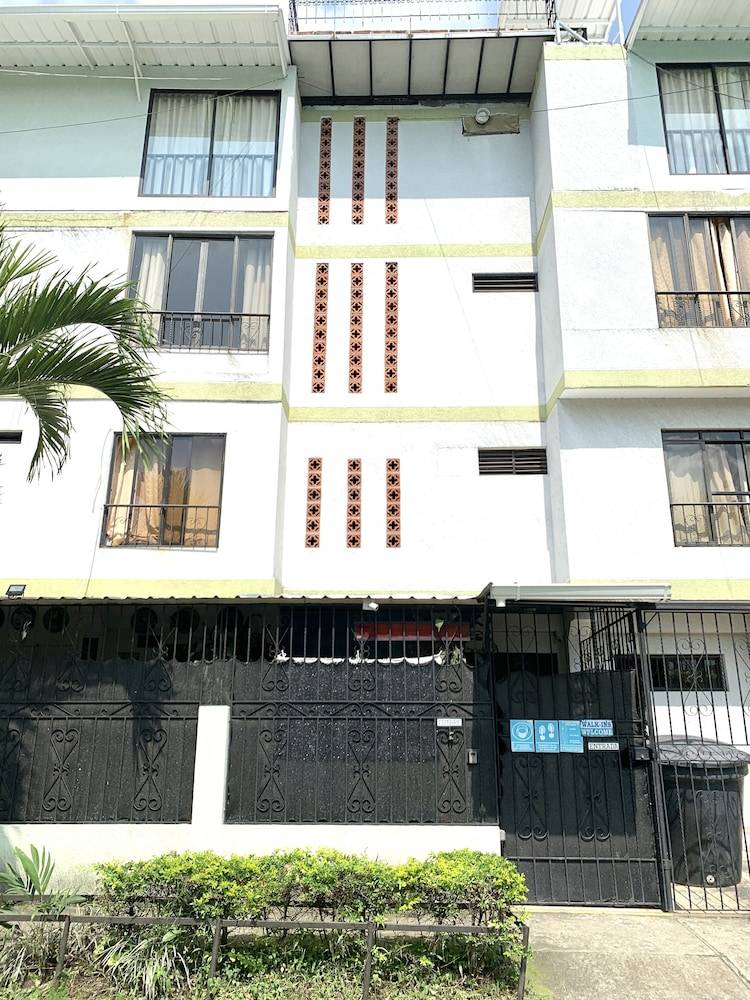 Accommodation  Cali