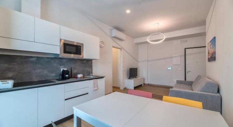 VILLA CADIZ APARTMENTS VARAZZE — photo 3