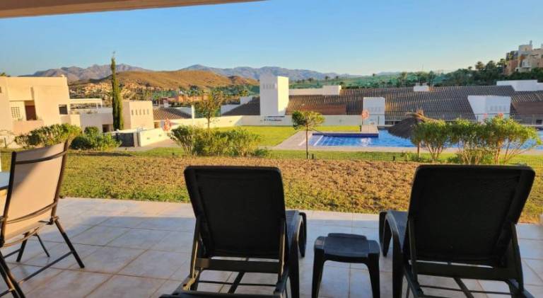 Apartment with pool | Pets allowed — photo 2