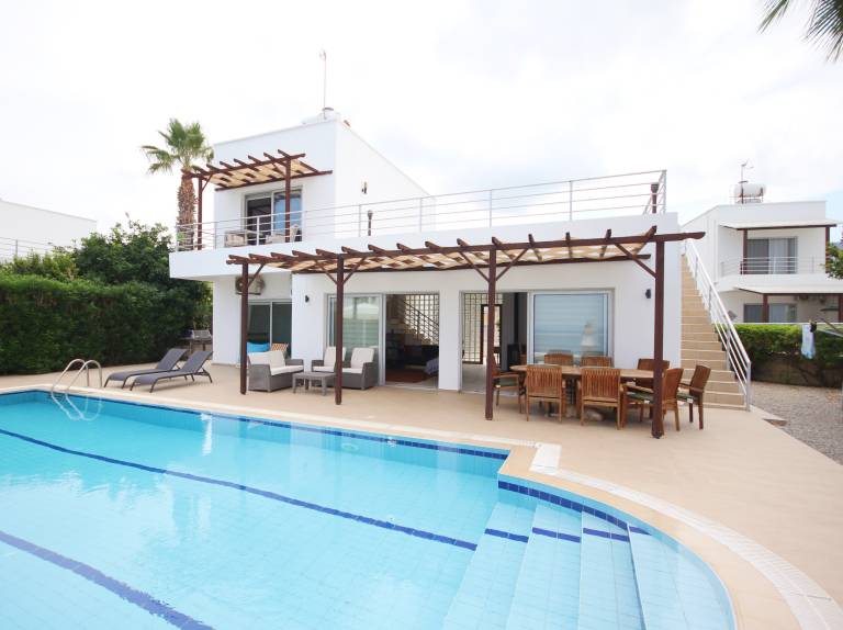 Villa  Kalograia