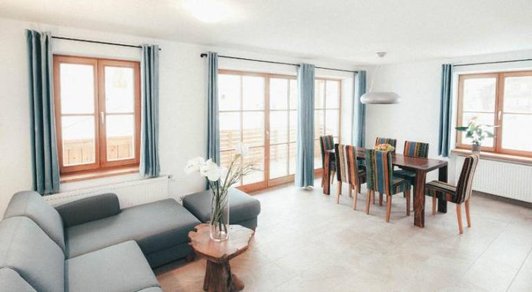 Pleasant rental apartment | Perfect for remote work | Pets are welcome in Schwangau
