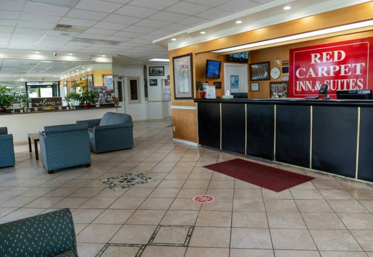 Red Carpet Inn and Suites Kinston NC — photo 4