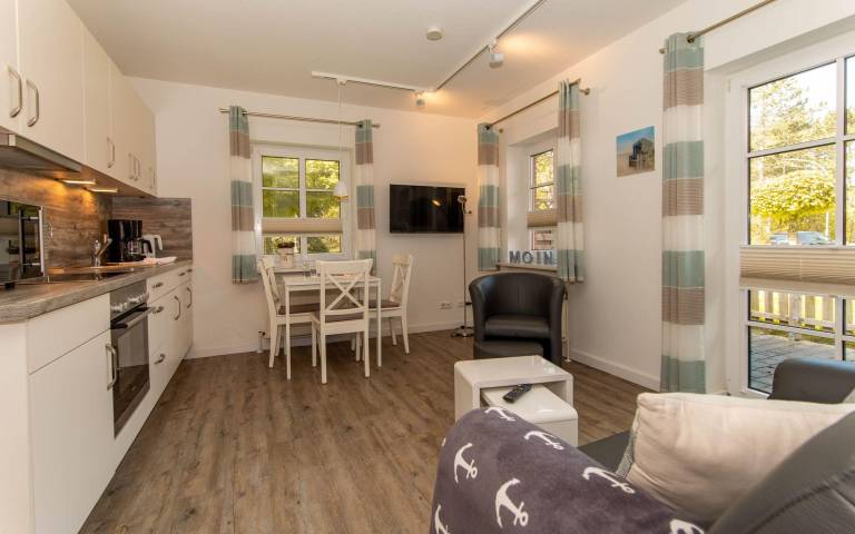Fully equipped charming holiday apartment with patio | Pets allowed — photo 2