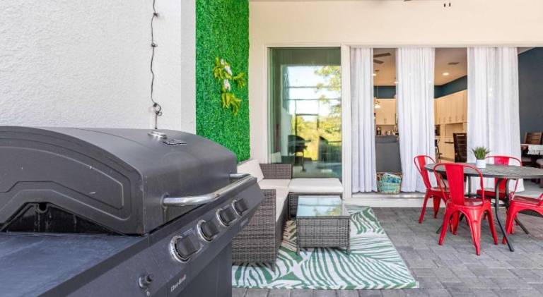 House with pool | Pets are welcome — photo 4