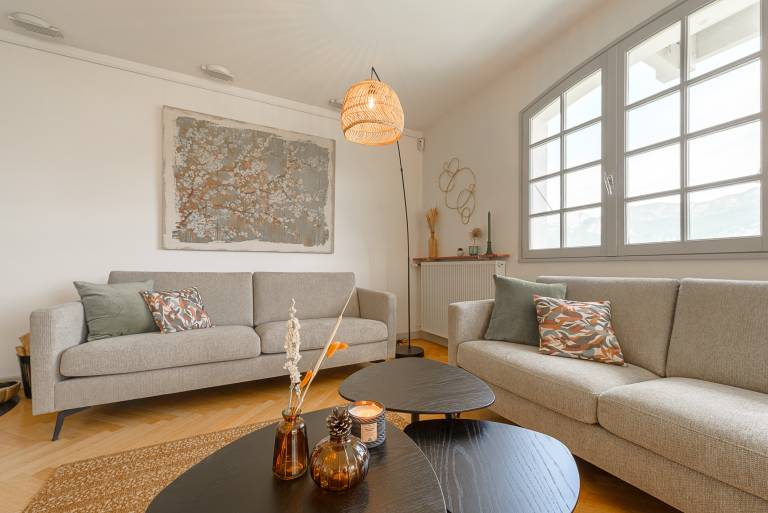 Villa with garden & terrace | Lake view — photo 2