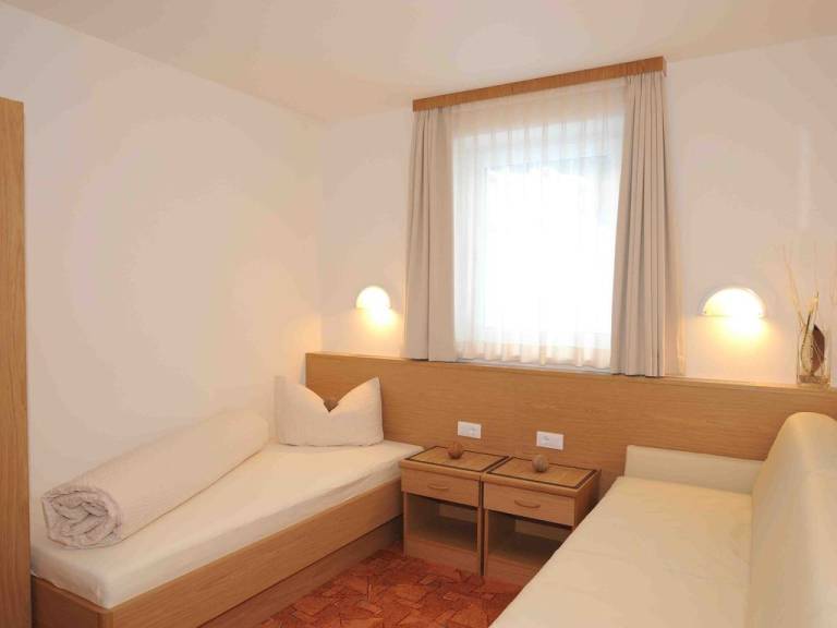 Ferienwohnung mit Hund in Reschen am See, Graun im Vinschgau für max. 5 Personen Ferienwohnung mit Hund in Reschen am See, Graun im Vinschgau für max. 5 Personen