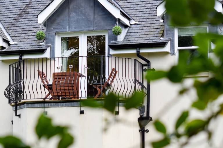 Cottage  Balloch