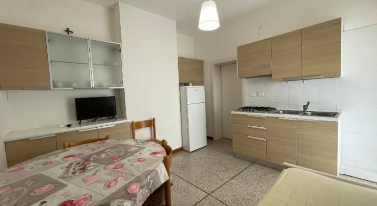 Rental apartment with 2 rooms for 6 persons — photo 4