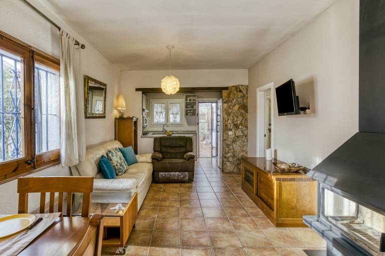 Vacation Home "Villa l'Esquirol" with Private Pool, Garden & Terrace — photo 5