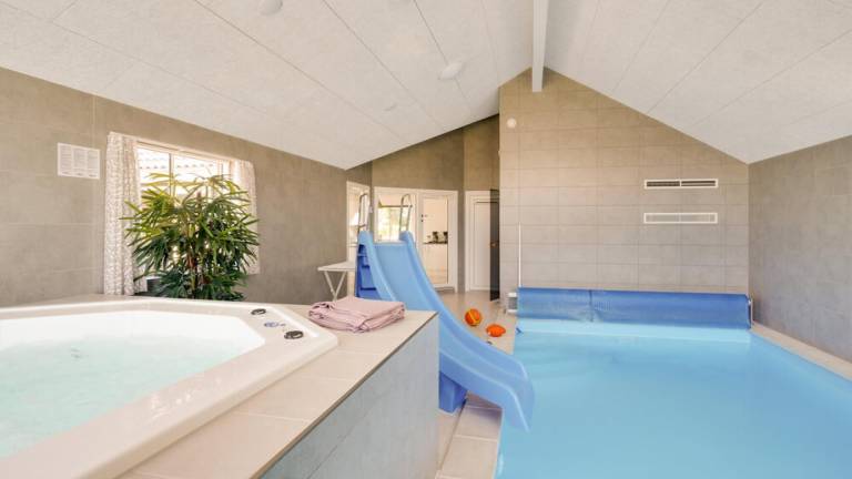 House with sauna, jacuzzi & grill in Sønderborg