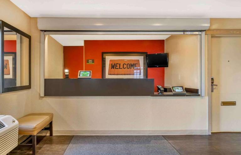 Extended Stay America Select Suites - Detroit - Ann Arbor - University South — photo 4