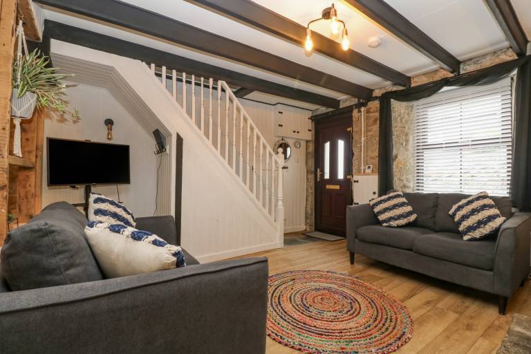 Cottage with 2 rooms for 4 persons — photo 3