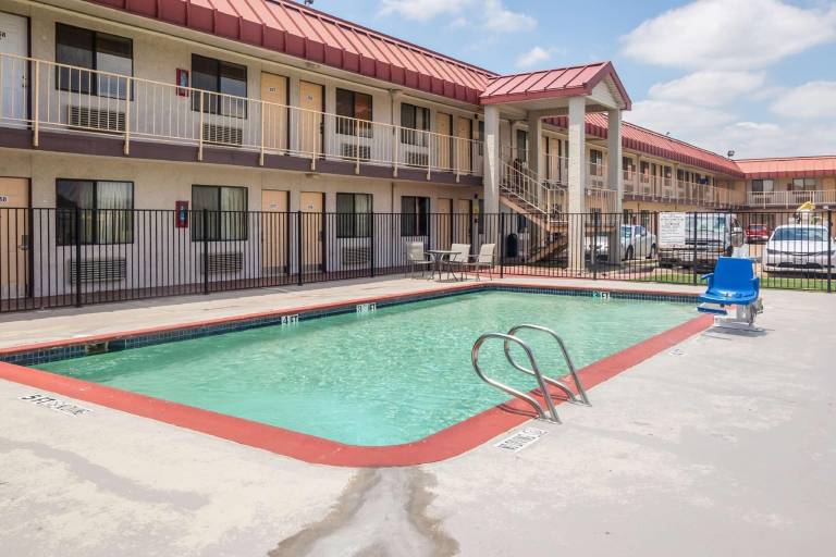 Motel 6 Mesquite TX Rodeo Convention Ctr