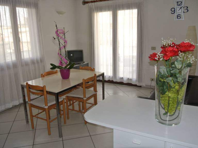 Apartment with patio in Udine