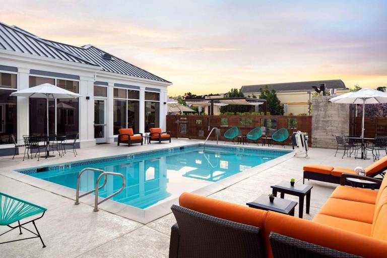 Aloft Mountain View — photo 2