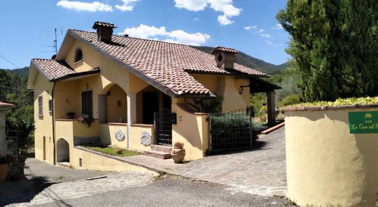 Holiday apartment with 1 room for 4 persons in Mulazzo
