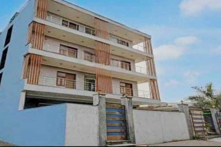 Townhouse Oak Sector 6 Lucknow