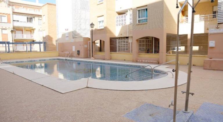 Rental apartment with patio & pool — photo 2