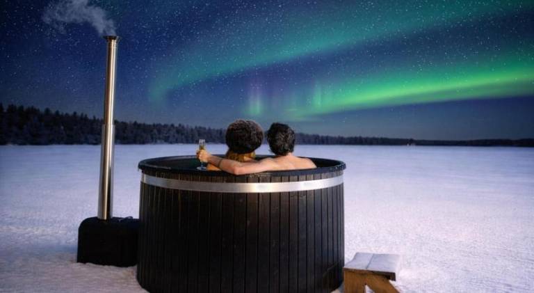 House with jacuzzi — photo 4