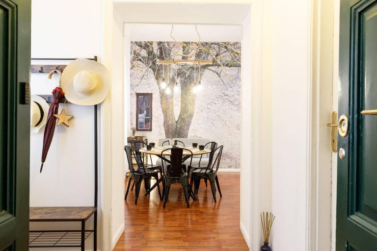Child-friendly pleasant house | Next to Spanish Steps | Perfect for remote work | Pets are welcome in Vittoria