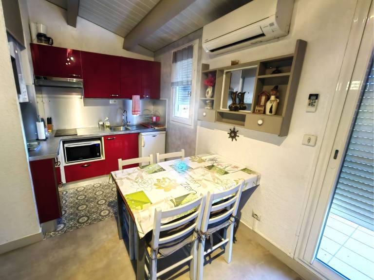 Rental apartment with 2 rooms for 5 persons in Agde